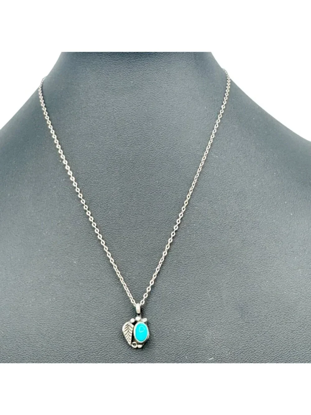 Native American Turquoise Sterling Pendant Necklace 16" Signed by Artist - Picture 8 of 13